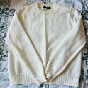 Banana Republic Cream Crew Neck Sweater